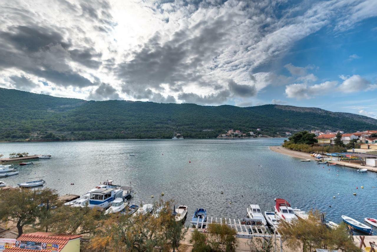 罗科假日公寓 Grebaštica 外观 照片